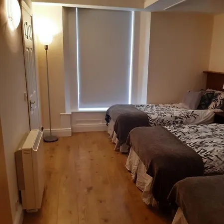 24 Beds In On Shannon * Carrick-on-Shannon