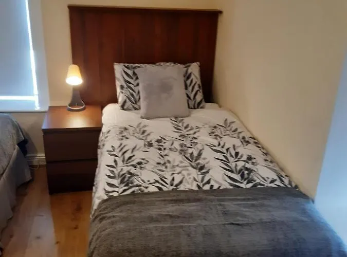 Aparthotel 24 Beds In On Shannon Carrick-on-Shannon