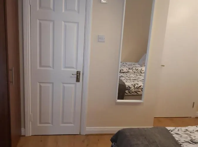 24 Beds In On Shannon * Carrick on Shannon